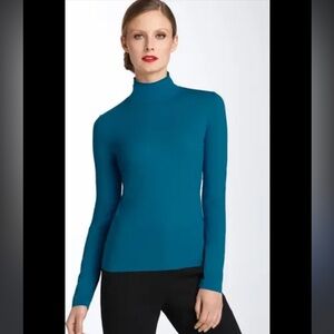 NWT St. John Petrol Nuda Fine Jersey Turtleneck Top Size Large